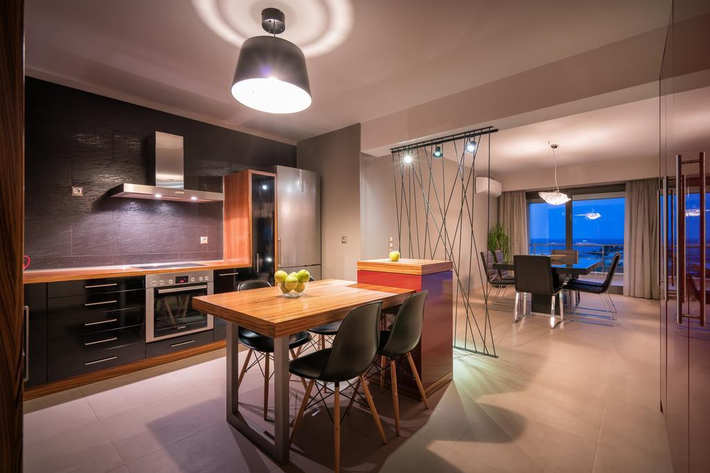 Akemi Luxury Villa ซีลีวี ภายนอก รูปภาพ